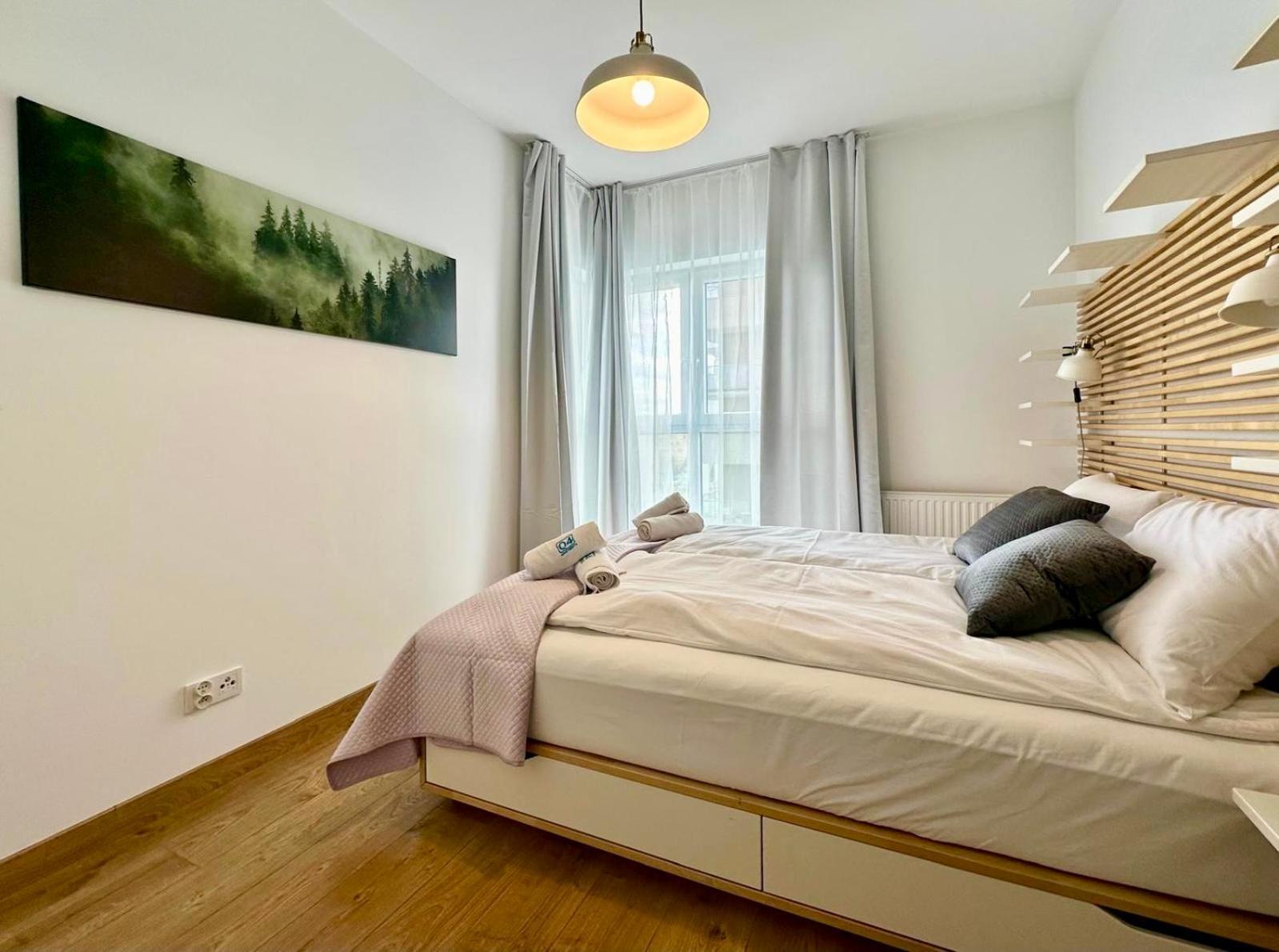 Caroline Q4apartments *
